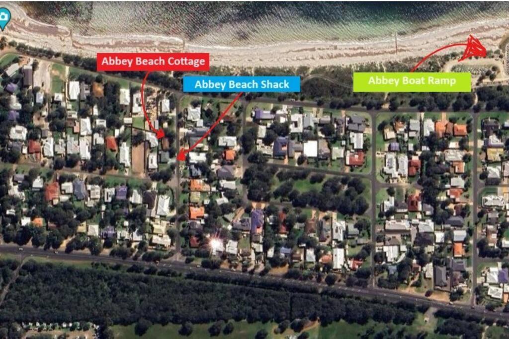 Abbey Beach Cottage บัสเซลตัน ภายนอก รูปภาพ