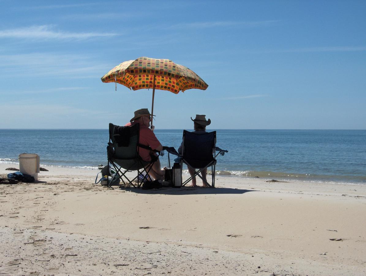 Abbey Beach Cottage บัสเซลตัน ภายนอก รูปภาพ